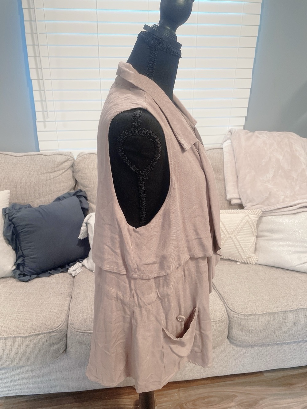 Jack by BB Dakota Tan Vest Size M - Picture 3 of 6